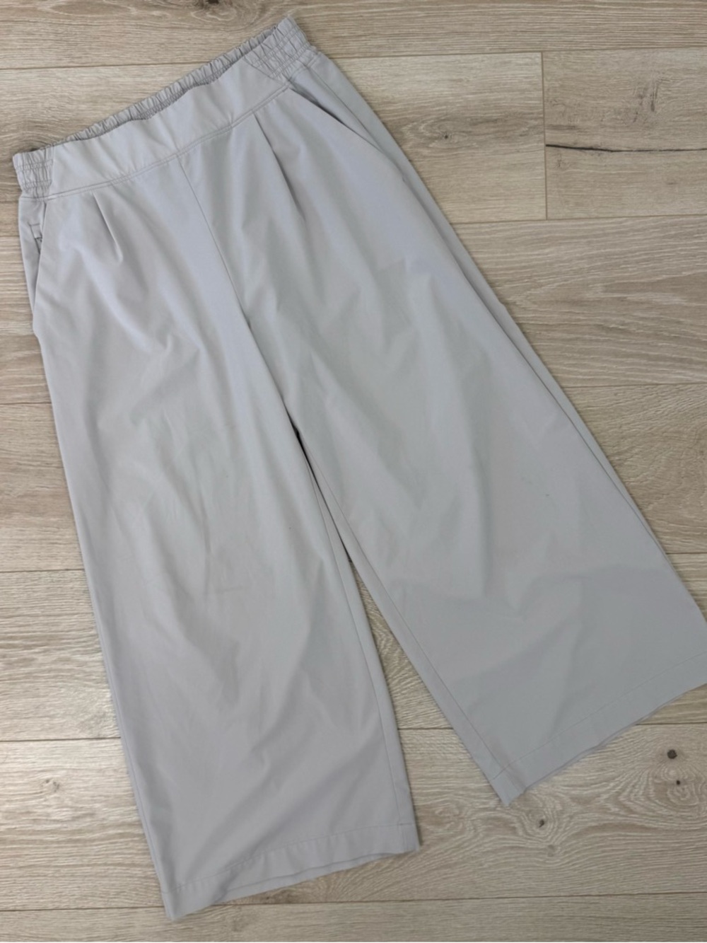Athleta Cream Brooklyn Wide Leg Crop Pant